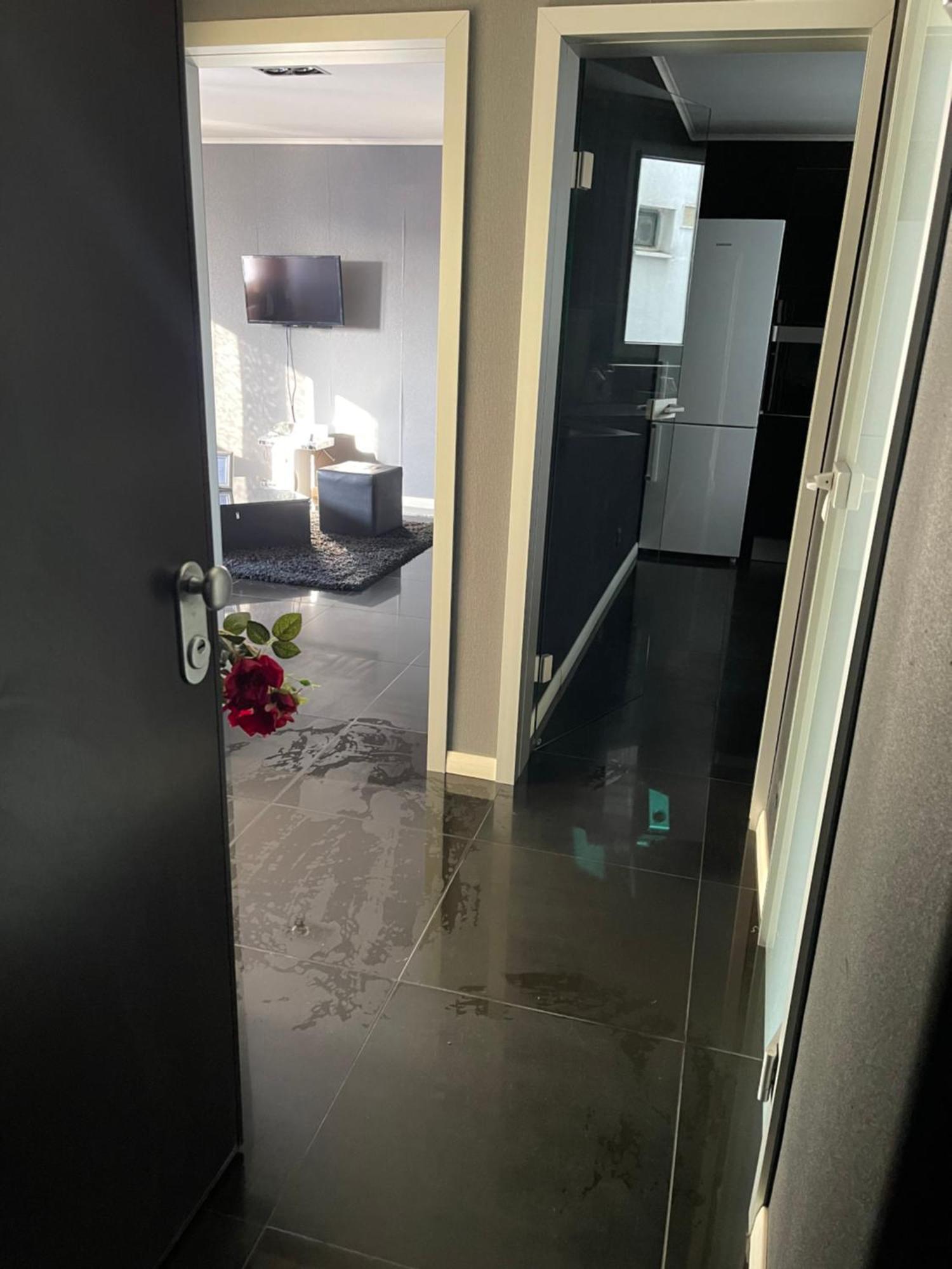 בוקרשט Black Apartament Nr1 מראה חיצוני תמונה