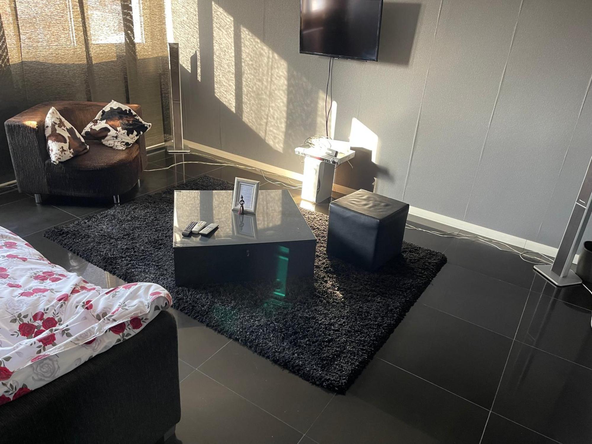 בוקרשט Black Apartament Nr1 מראה חיצוני תמונה